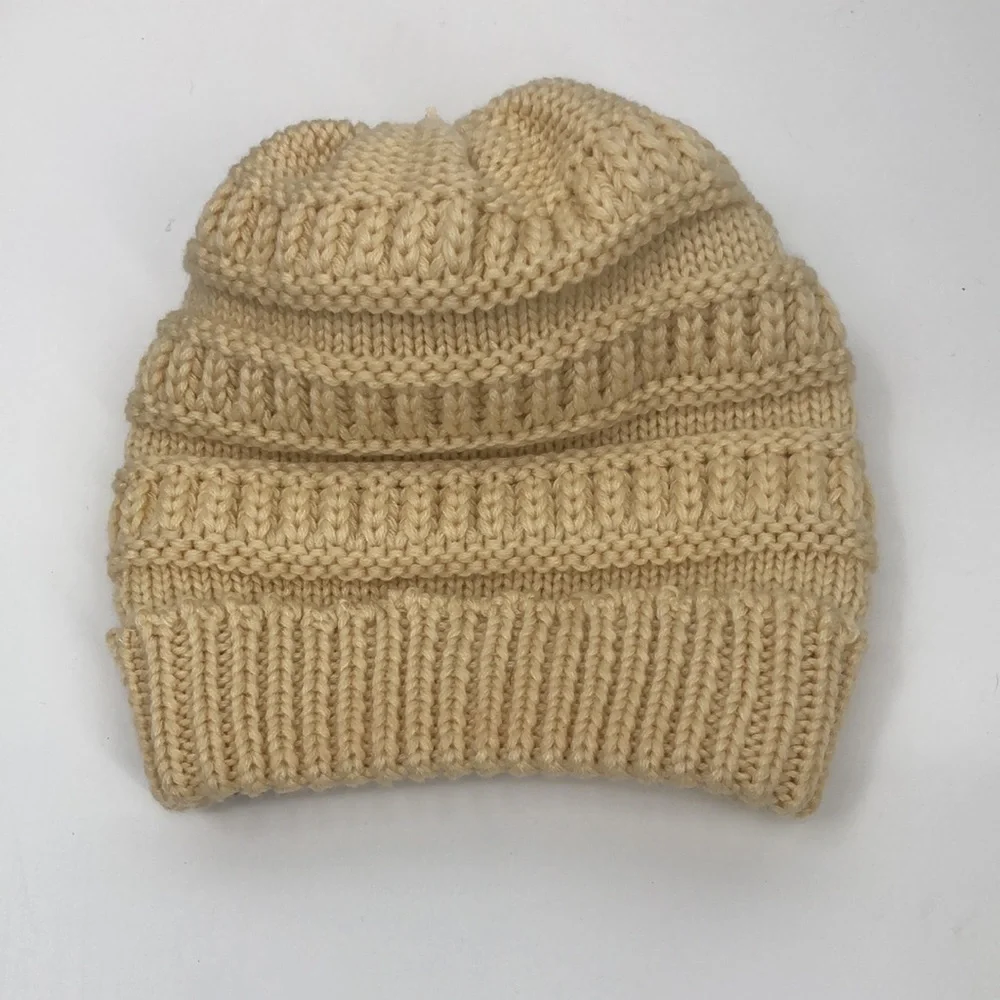 QueenFur Beanie Knit Stocking Cap Hat with Pompom
